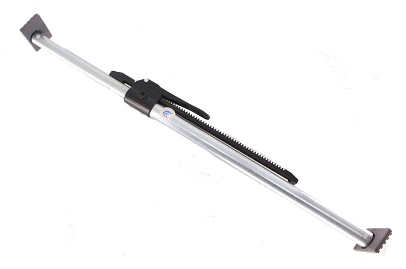 Steel tube cargo bar